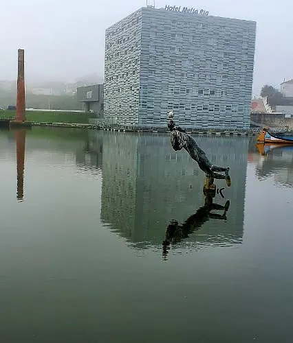 בית אירוח Cantinho Do Auka - *