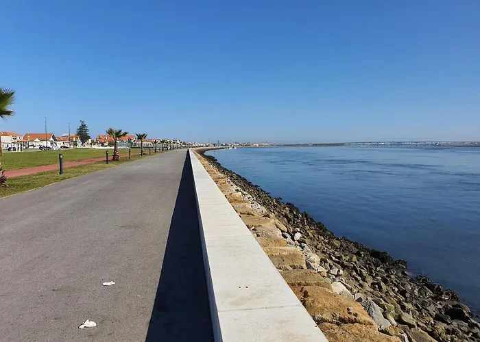 ホームステイ Cantinho Do Auka - *